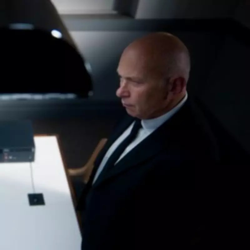 Beyond Paradise Fans Demand Chief Superintendent Smith's Exit Over Jargon