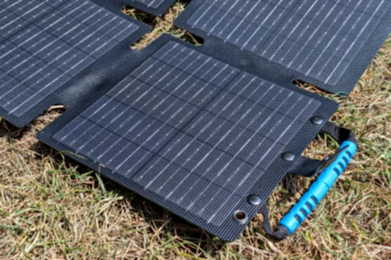 Bluetti 60W Solar Panel Review: A Portable Power Solution for Outdoor Adventures