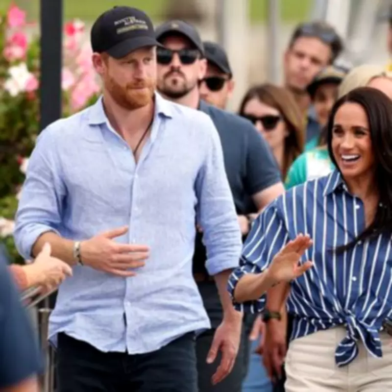 Body Language Expert Reveals Harry and Meghan's Nervous Start to Australia Tour