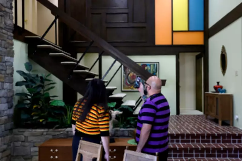 Brady Bunch House Opens to Visitors with Actor's Approval