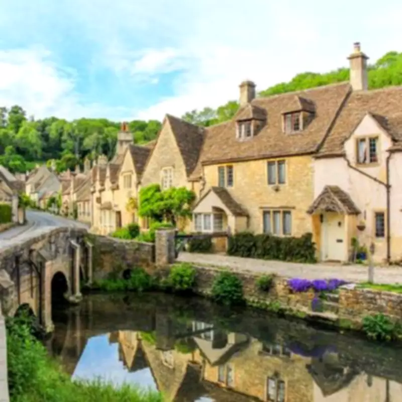 Castle Combe Named 'Prettiest Village in England' by Tourists