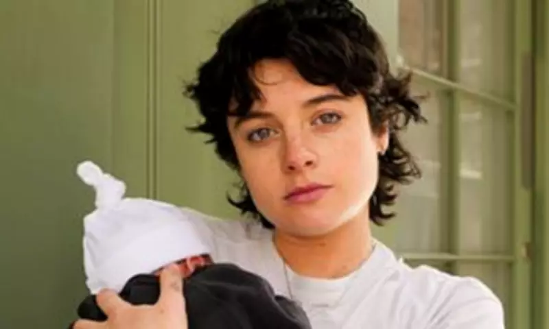 Casualty Star Naomi Chaya Wakszlak Announces Birth of First Child
