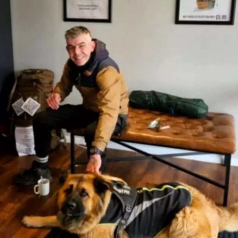 Chef Chooses Homelessness Over Losing Dogs, Embarks on 500-Mile Walk