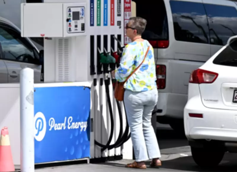 Clean Energy's Steven Bradbury Moment: Seizing the Gap in a Fossil Fuel Crisis