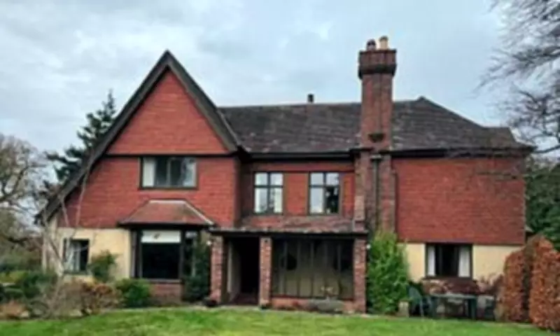 Couple Wins Battle to Demolish £1M Home, Build £4M Eco-Mansion