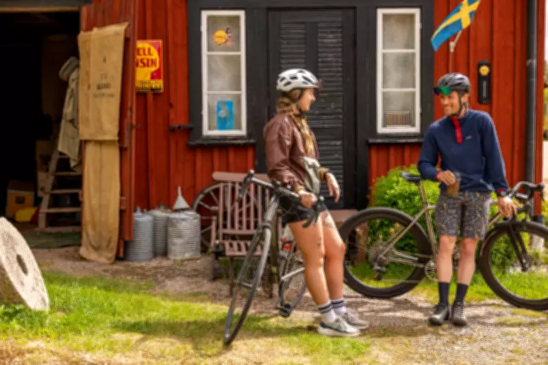 Cycling's Biomechanical Edge: Why Pedalling Beats Walking for Efficiency