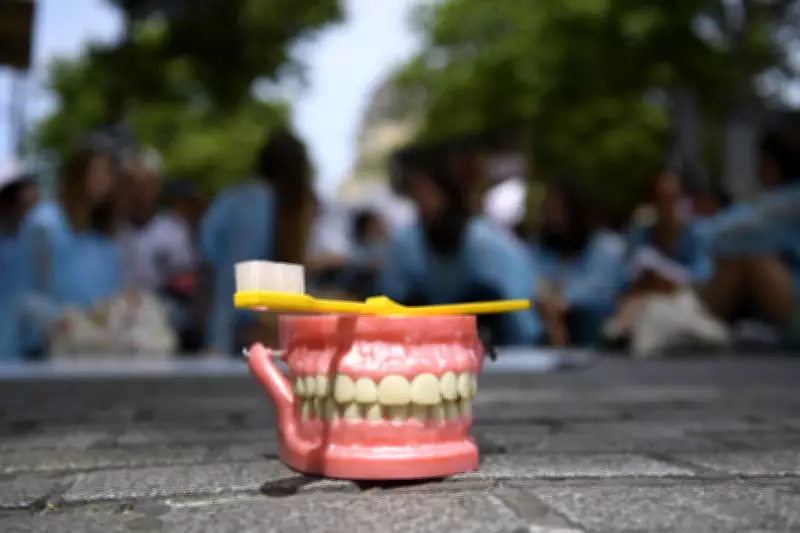 Daily Toothbrushing Cuts Hospital Pneumonia Risk by 60%, Study Finds