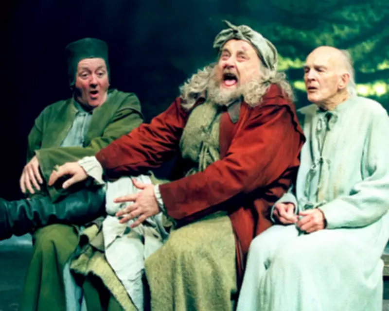 Desmond Barrit, Celebrated Character Actor and RSC Falstaff, Dies at 81