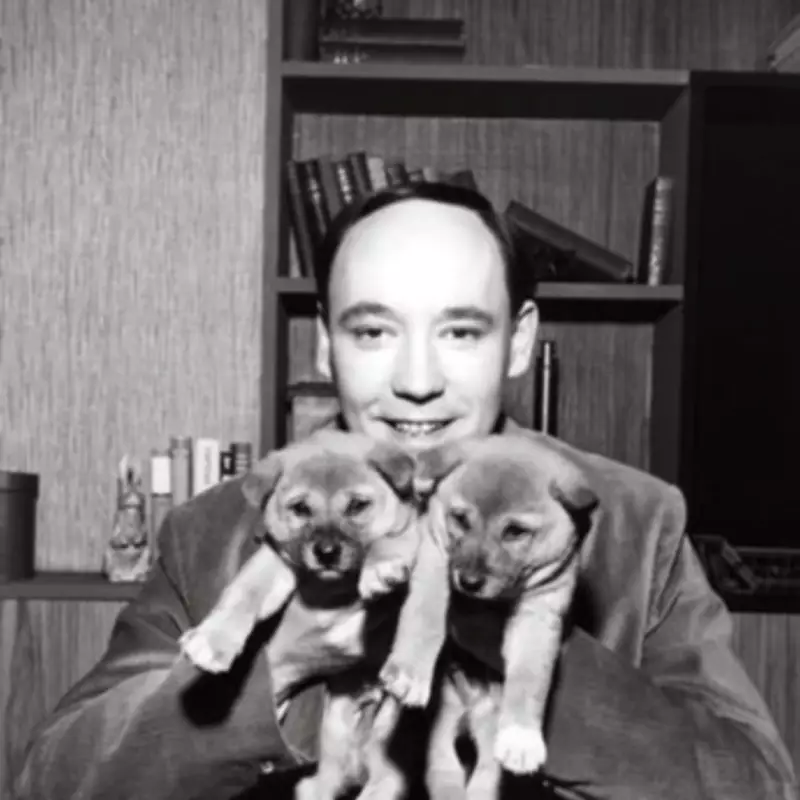 Desmond Morris Dies at 98: BBC Presenter and Zoologist Remembered