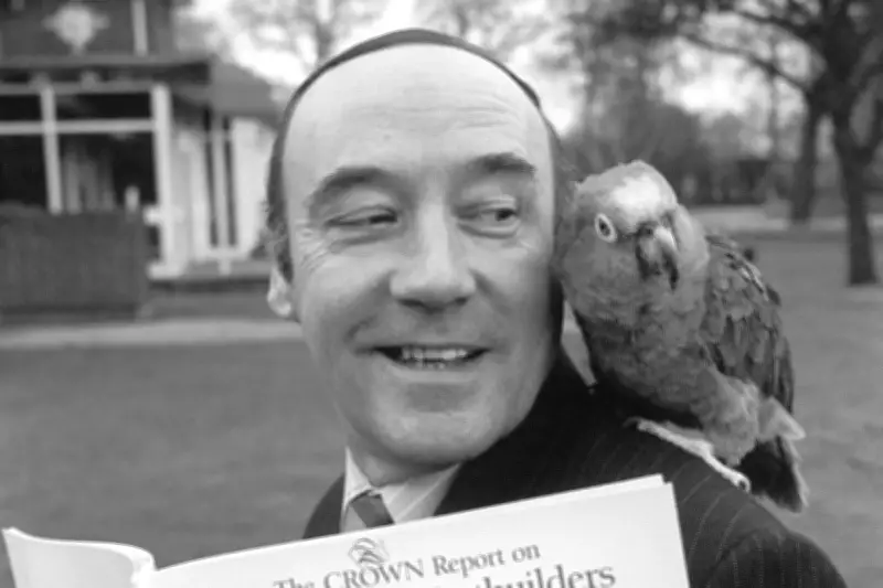 Desmond Morris, Zoologist and BBC Presenter, Dies at 98 After Lifetime of Exploration