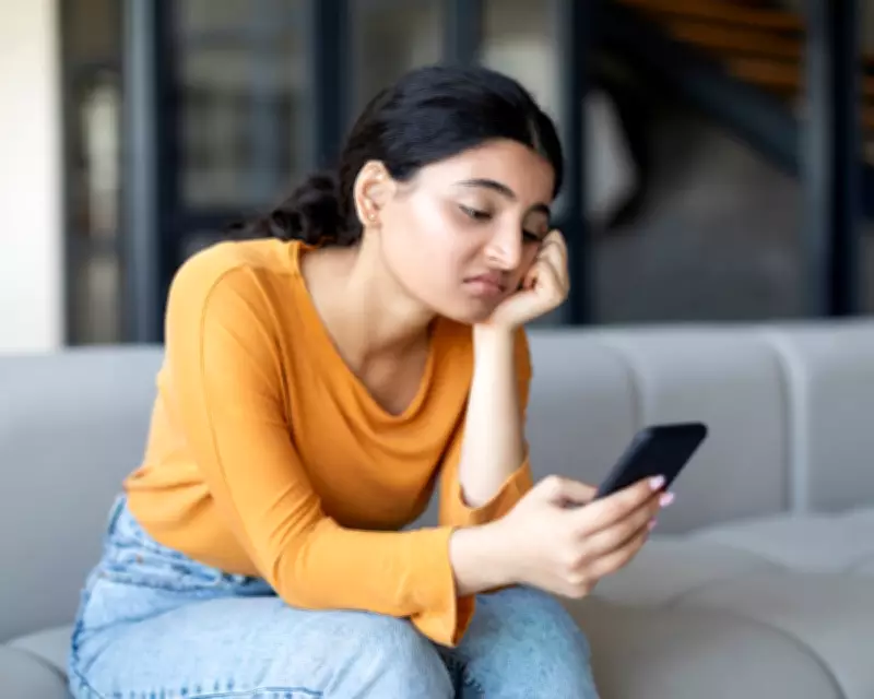 Doomjobbing: The Modern Job Hunt's Vicious Loop Explained