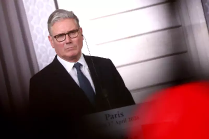 Downing Street Releases Memo Defending Starmer in Mandelson Vetting Scandal