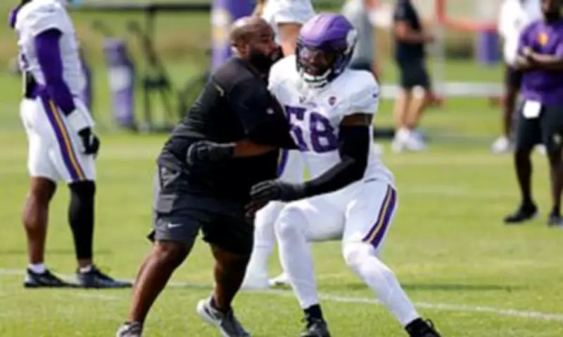 Eagles Acquire Pro Bowl LB Jonathan Greenard in Blockbuster Trade