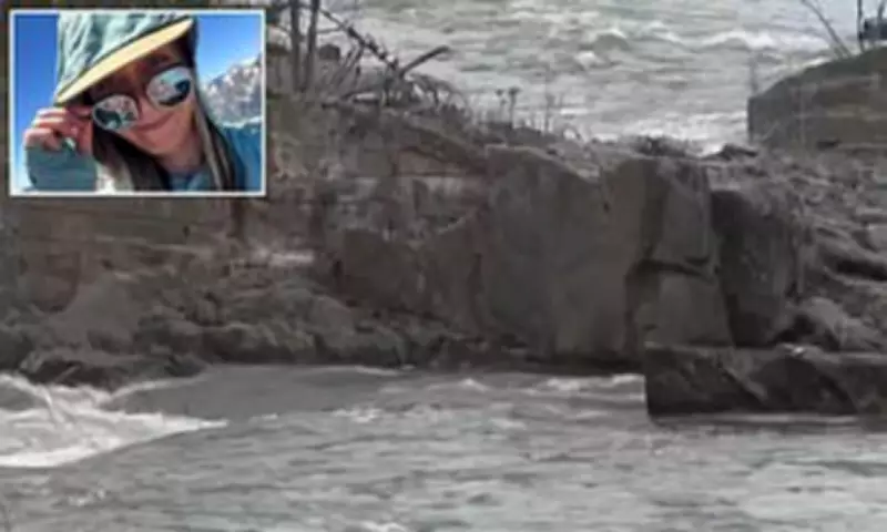 Experienced Kayaker Drowns in Vermont River's Choppy Waters