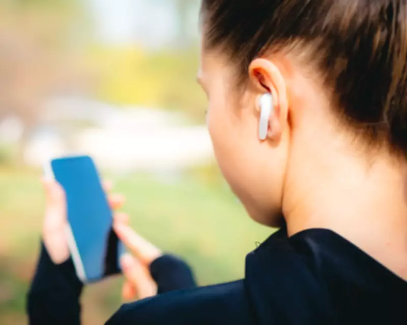 Experts Warn Labor's Gambling Ad Limits Miss Influencer Blind Spots