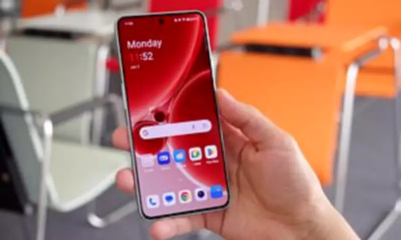 Facial Recognition Flaw Exposed: Printed Photos Unlock 60% of Popular Phones