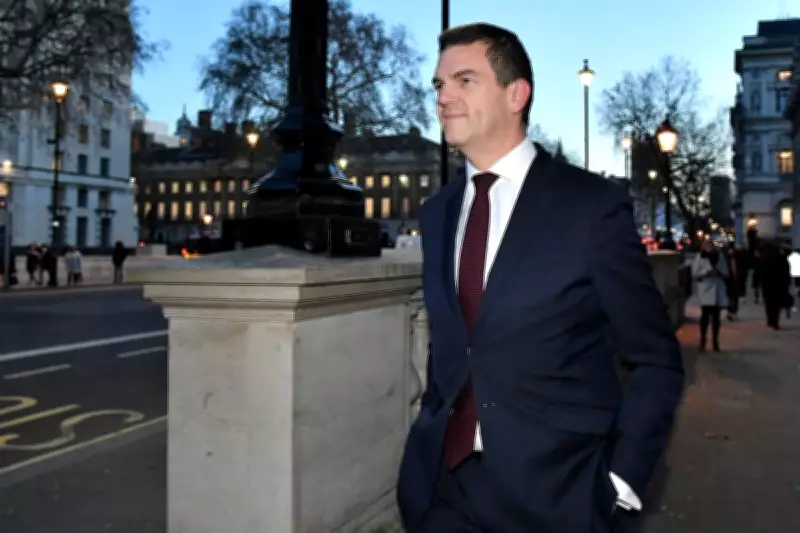 Former Diplomat Defends Olly Robbins in Mandelson Vetting Scandal