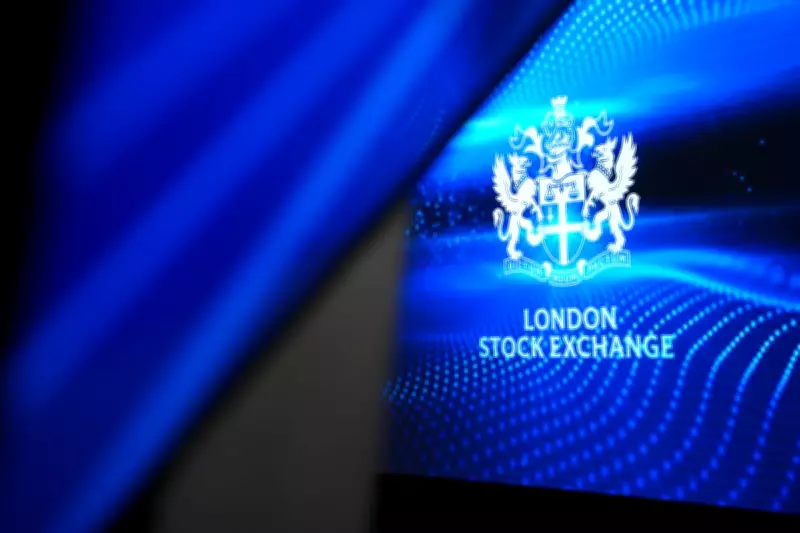 FTSE 100 Drops Amid Renewed US-Iran Tensions, Oil Prices Surge