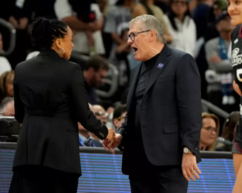 Geno Auriemma Issues Apology to Dawn Staley After Final Four Controversy