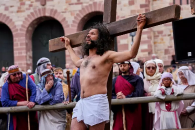 Global Observance of Good Friday Captured in Solemn Photo Gallery