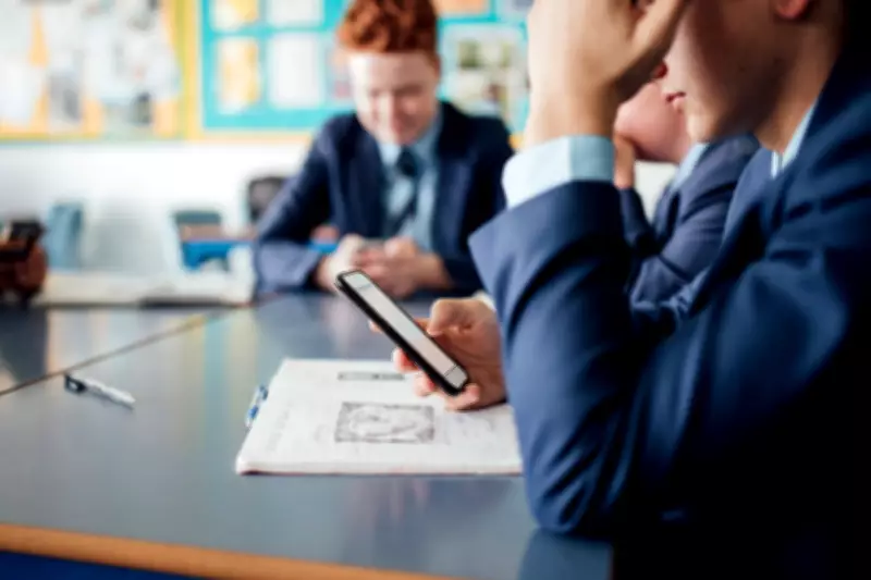 Government to Enforce Statutory Mobile Phone Ban in Schools Nationwide