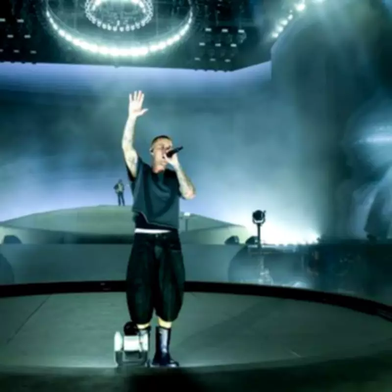 Hailey Bieber Defends Justin After Coachella 'Lazy' Performance Backlash