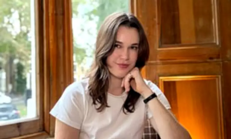 High Earner on £156k Doesn't Feel Rich, Bans Botox and Holidays