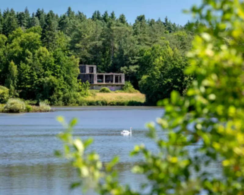 Historic RAF Ibsley Control Tower to Become Holiday Home with Bat Sanctuary