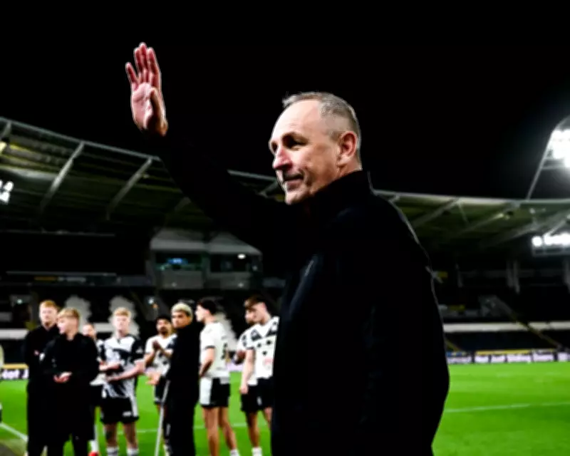 Hull FC Fans Rally Behind 'Betrayed' Coach Cartwright After Defeat