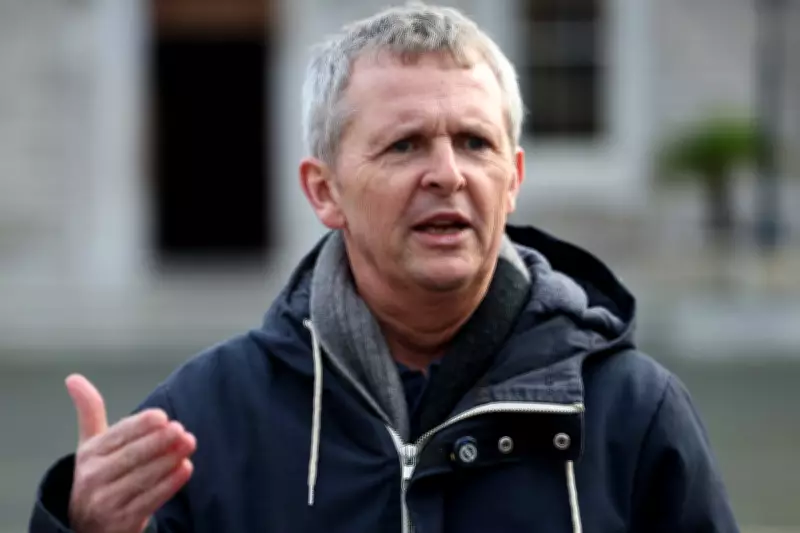 Irish Government Faces No-Confidence Vote as Independents Face 'Big Test'