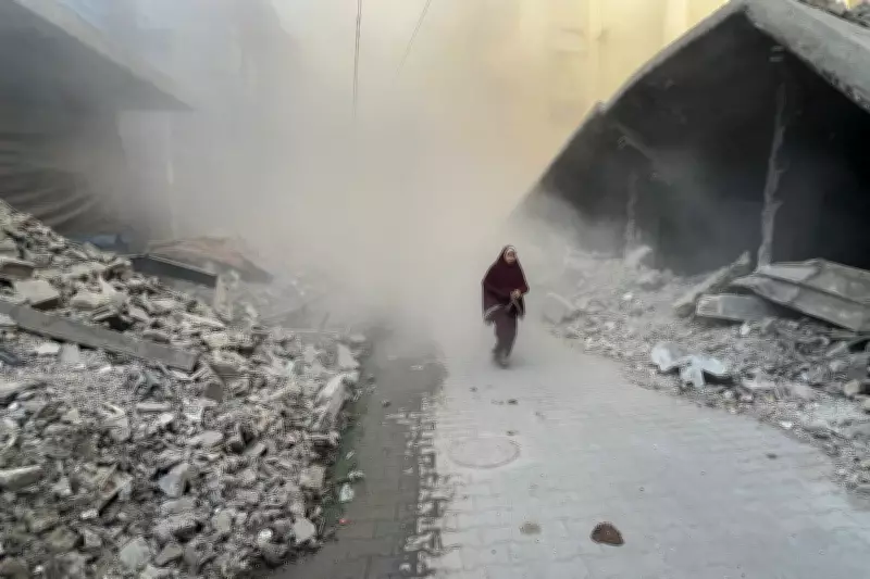 Israeli Airstrike Kills Four Palestinians in Gaza, Threatening Fragile Ceasefire