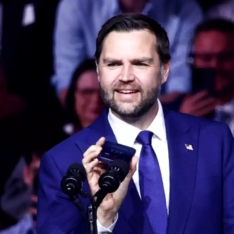 JD Vance's Awkward Rally Moment as Trump Call Goes to Voicemail