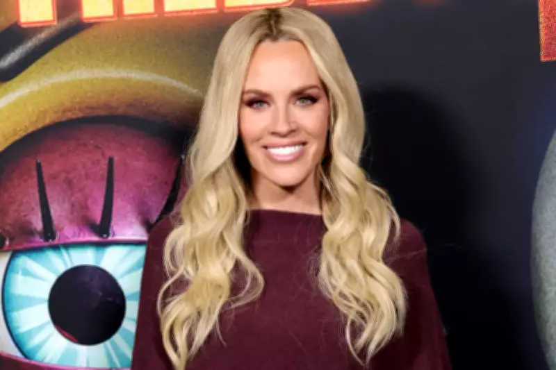 Jenny McCarthy Reveals Toxic Mold Poisoning Caused Eye Growths and Tooth Decay