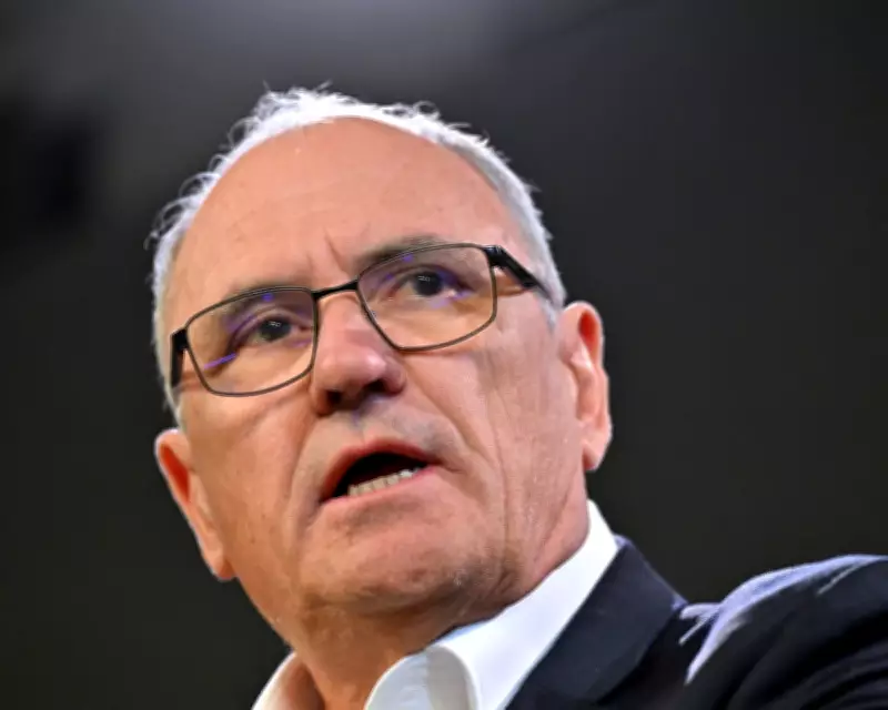 Ken Henry Urges 100% Windfall Tax on Gas Giants, Dismisses Investment Freeze Claims