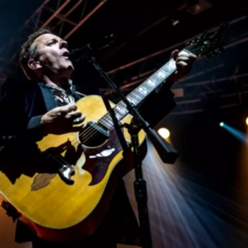 Kiefer Sutherland Announces UK Tour to Celebrate New Album 'Grey'