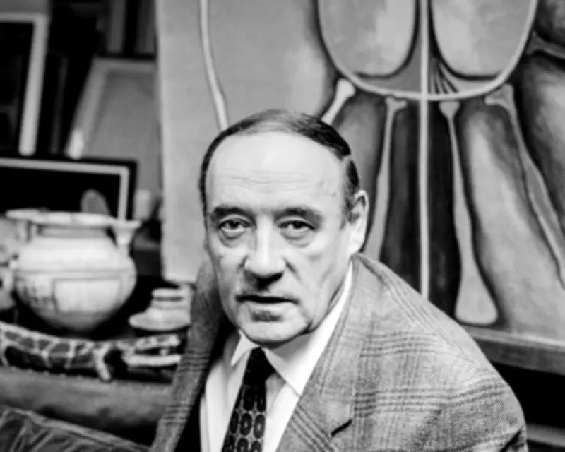Letter: Desmond Morris, Pioneering Zoologist and Author, Dies at 98