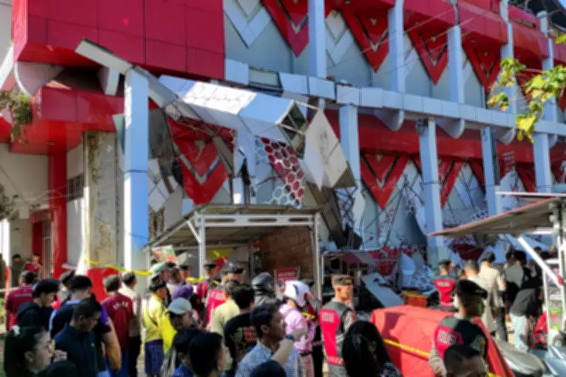 Magnitude 7.4 Earthquake Triggers Tsunami Waves in Indonesia, Killing One