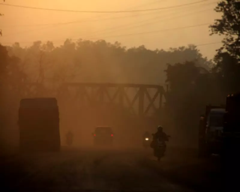 Man Carries Sister's Remains to Bank in India Over Bureaucracy