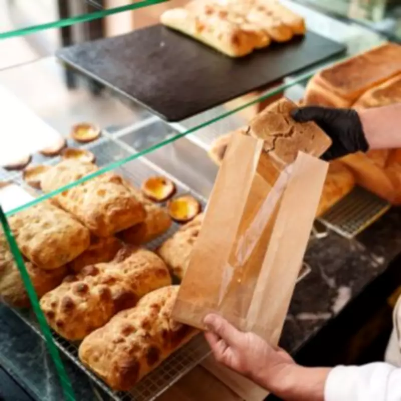 Man Stunned by Wenzel's £5 Hot Food Bag on Too Good To Go