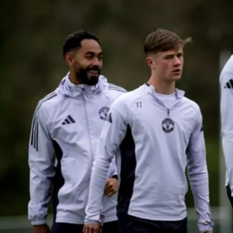 Man Utd Stars Fernandes and Martinez Praised by 'Mini Beckham' for Helping Youngsters