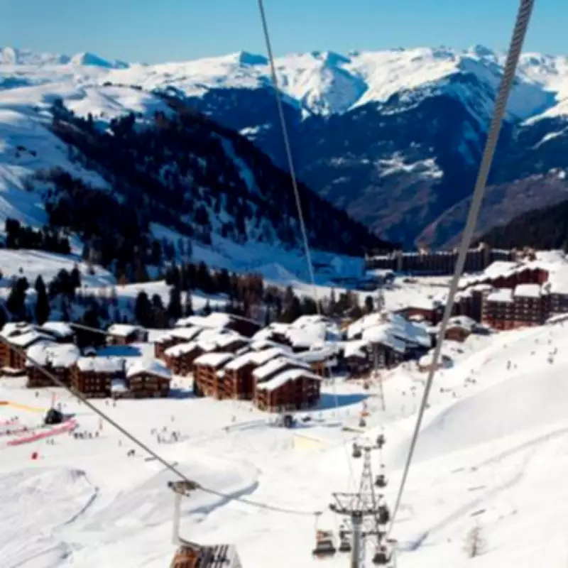 Mass Food Poisoning Outbreak at La Plagne Ski Resort Affects Dozens of Brits