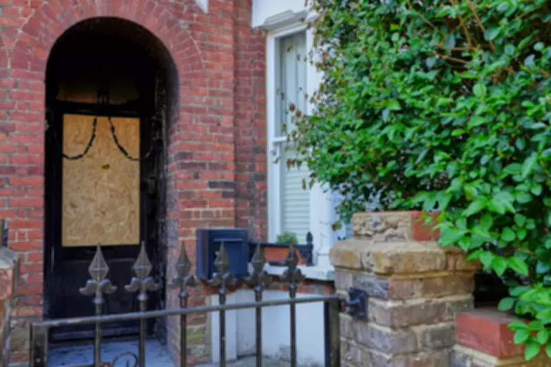 Men Accused of Arson Targeting Starmer-Linked Properties in London