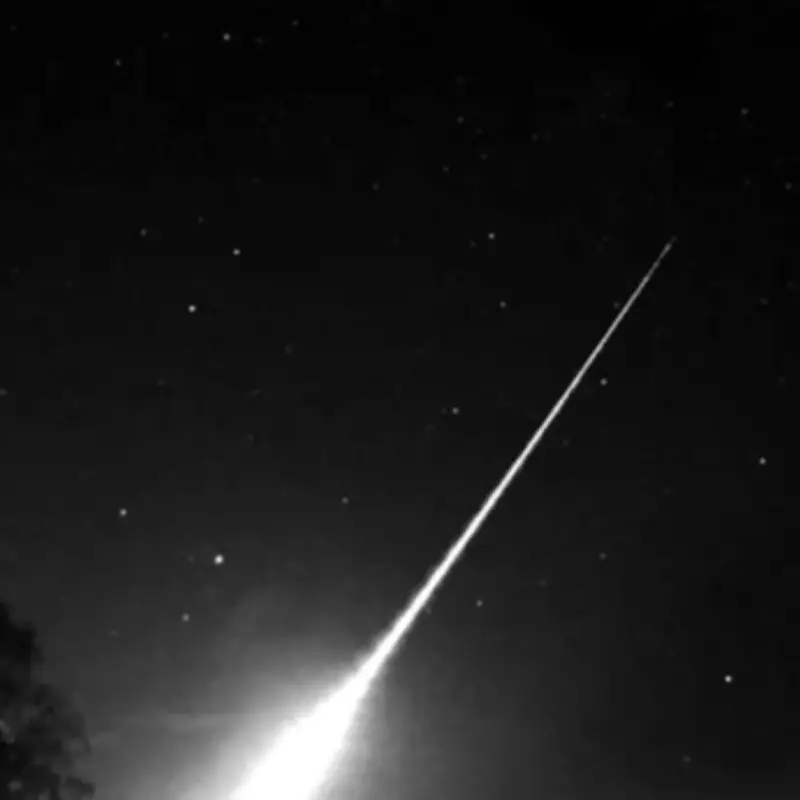 Meteor Fireball Illuminates UK Skies Before Disintegrating Over North Sea