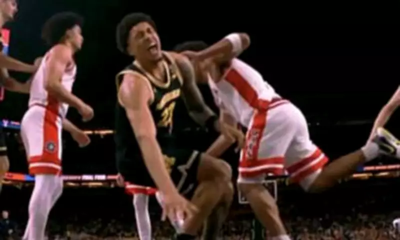 Michigan Star Yaxel Lendeborg Injured in Final Four Clash with Arizona