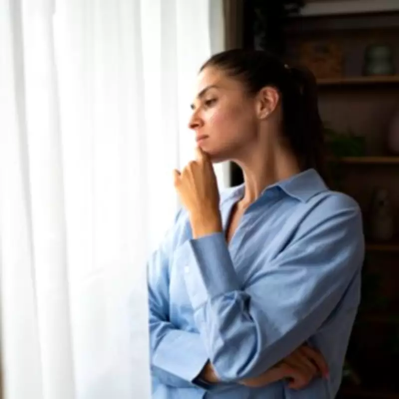 Neighbour's Trampoline Sparks Privacy and Noise Dispute in Garden Row
