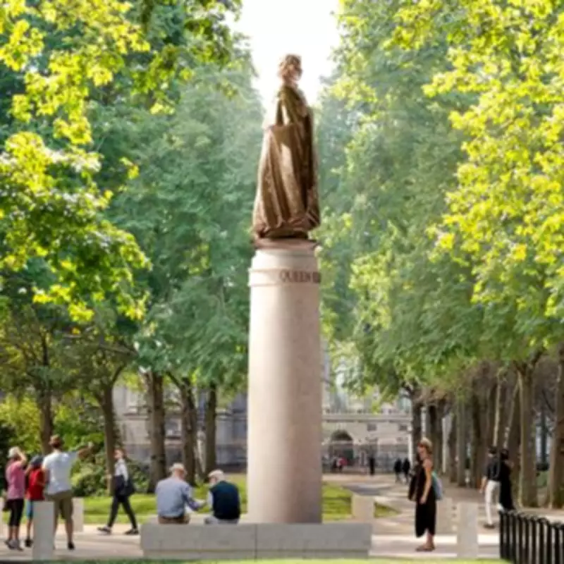 New Memorial Statues for Queen Elizabeth II and Prince Philip Unveiled in London