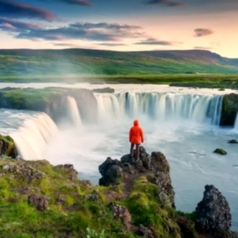 New Travel Calculator Reveals Your Global Footprint and Traveler Rivalries