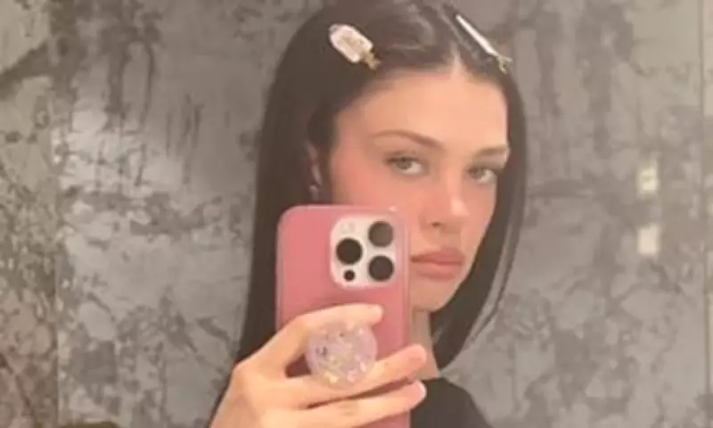 Nicola Peltz Flaunts Midriff in Mirror Selfie Amid Beckham Family Feud Fallout