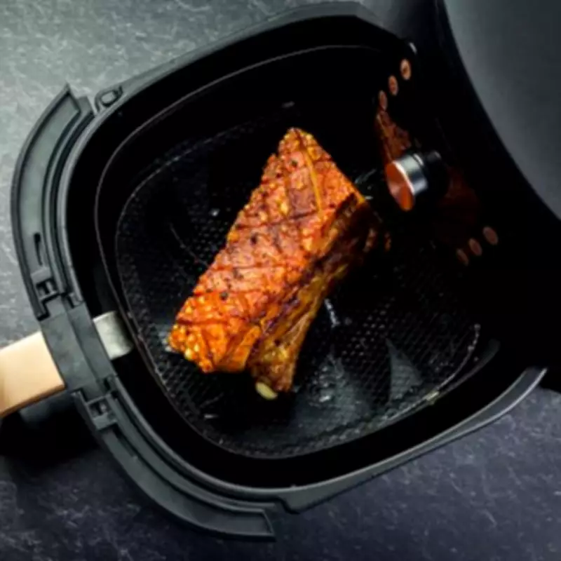 Norwegian's First Sunday Roast Wins British Hearts Over Key Detail