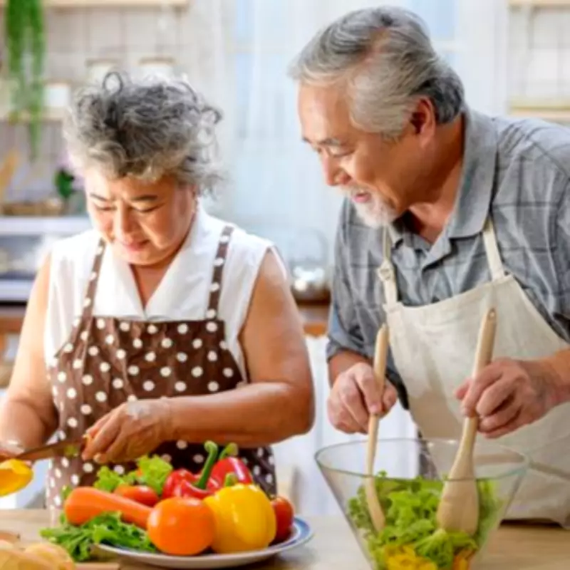 Nutritionist Weighs In on 8-Hour Diet Rule: Benefits and Cautions